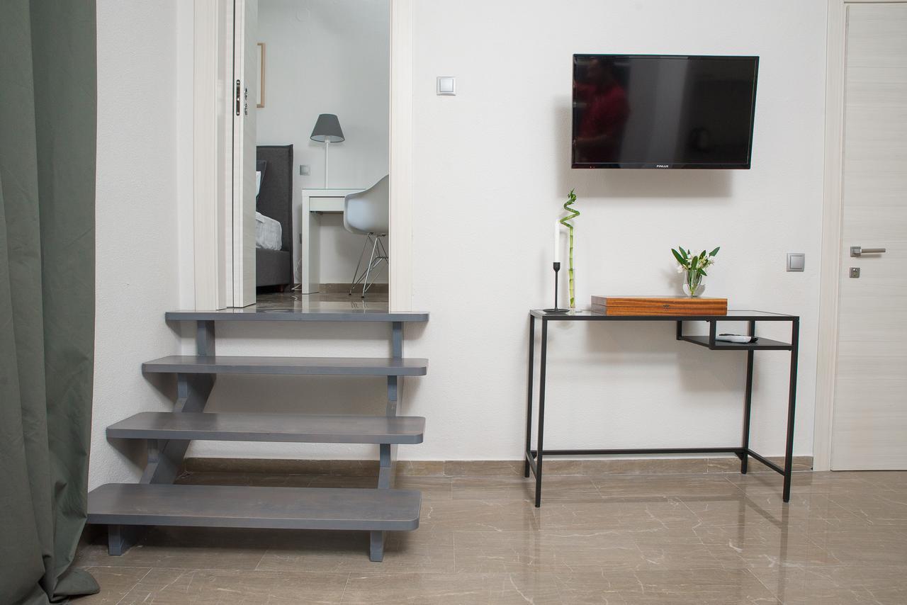 Palio Grey Apartments ปาเลออน ซิฟลิคิออน ภายนอก รูปภาพ