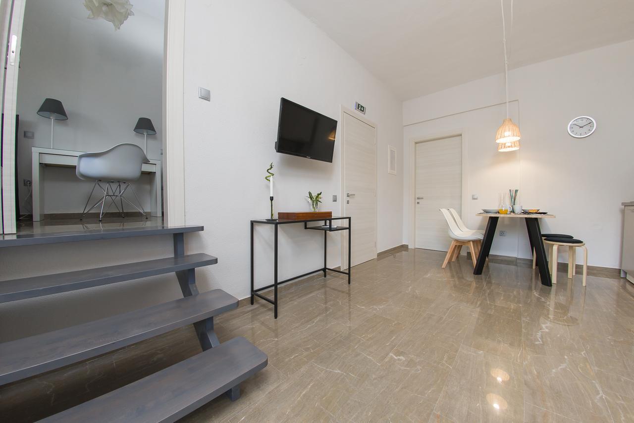 Palio Grey Apartments ปาเลออน ซิฟลิคิออน ภายนอก รูปภาพ