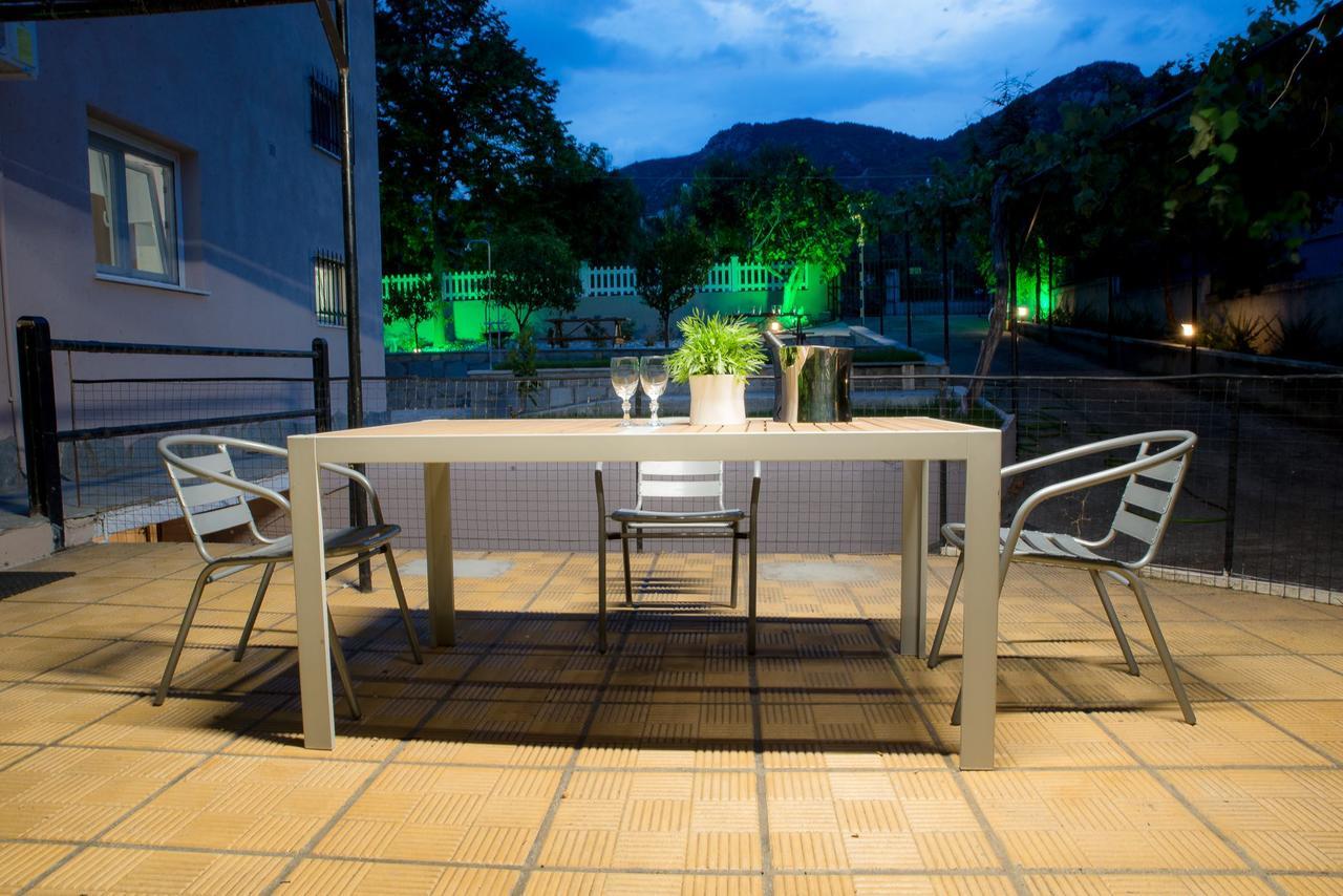 Palio Grey Apartments ปาเลออน ซิฟลิคิออน ภายนอก รูปภาพ